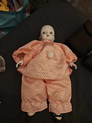 Musical porcelain pierrot - musical,
