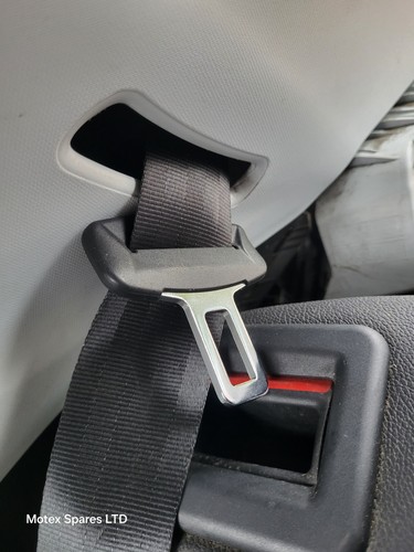 Vauxhall corsa rear seat - f,