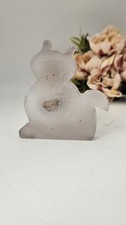 Druzy grey agate standing cat