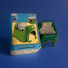 Tomy Trackmaster Motorised Thomas Road And Rail Tunnel 7522 tomica world 