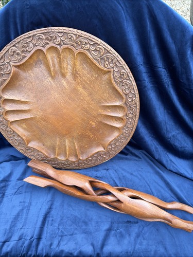 Vintage wooden round tripod - wooden,