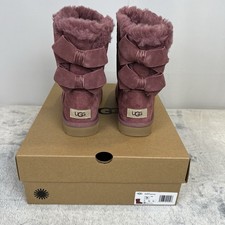 UGG BAILEY SUEDE BOW PLUM WINE