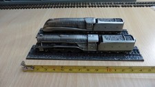 2 WHITE METAL TRAINS ROYAL