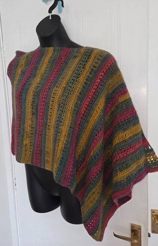 Hand crochet throw-on