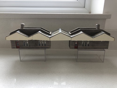 Metcalfe kit built waiting - metcalfe,