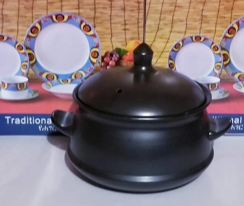 Authentic clay cooking pot - authentic, (