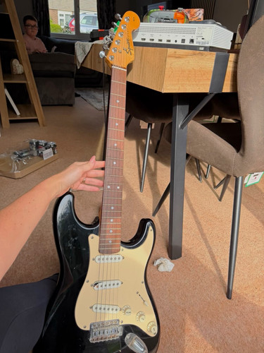 Squier stratocaster solid body - squier,