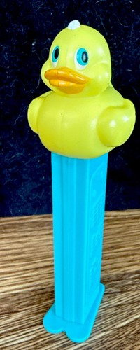 Pez yellow rubber duck vintage - pez,