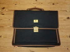 Carlton International Navy