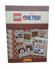 LEGO ONE PIECE WANTED POSTER SHOP DISPLAY STAND