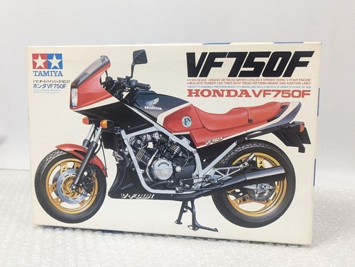 Tamiya honda vf750f japan - tamiya,