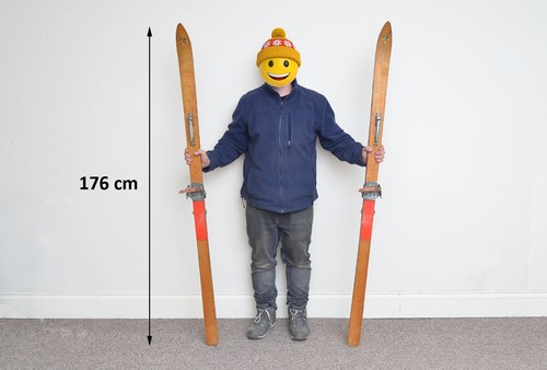 Vintage old wooden ski - ,
