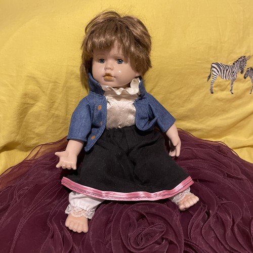 Porcelain doll around 1980s - doll, no