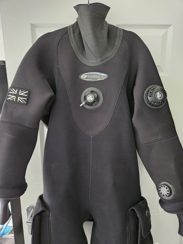 Three scuba diving drysuit - o'three,