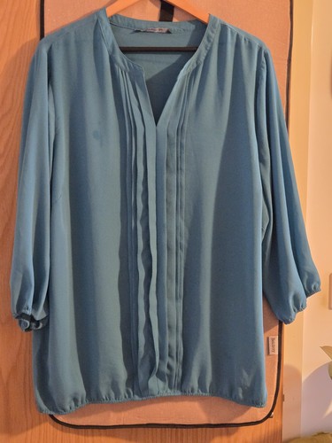 Lovely bonmarche uk22 pleated - uk22,
