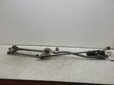 2011 NISSAN NOTE TEKNA DCI Front Wiper Motor & Mechanism / Linkage