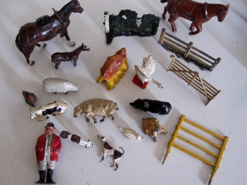 Mixed group vintage lead farm - lead,