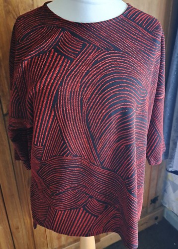 Red black sparkly top by - sparkly,
