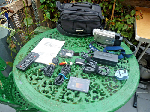 Sony dcr trv10e - camcorder, mini
