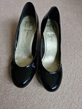 Jessica Simpson Black Patent Shoes - Size 4.5