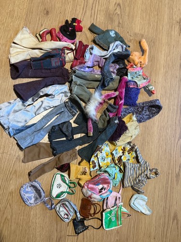 Large bratz doll clothing - 🩷large,