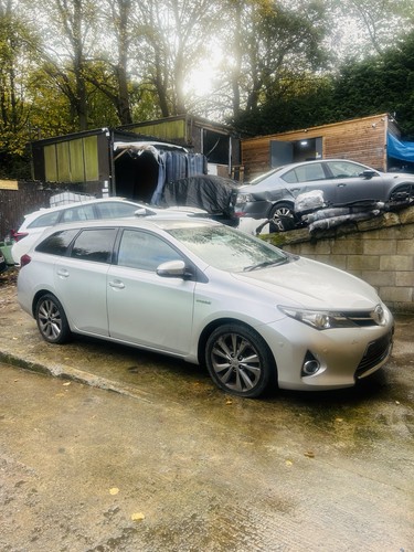 Toyota auris hybrid estate - toyota,
