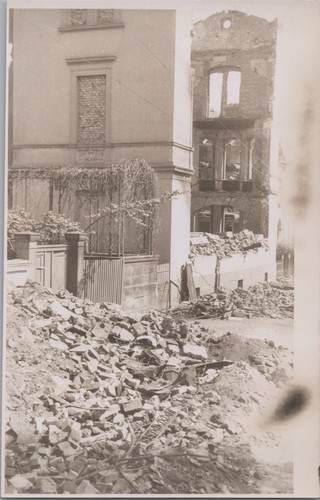 Ww2 photo bombed brick - photo,