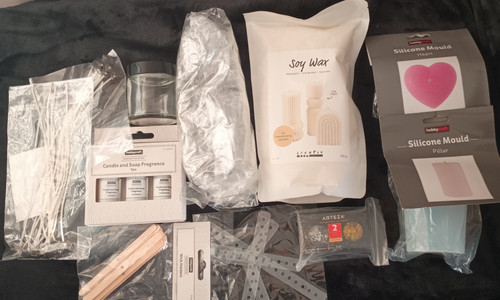 Job lot candle making soy - candle, wax