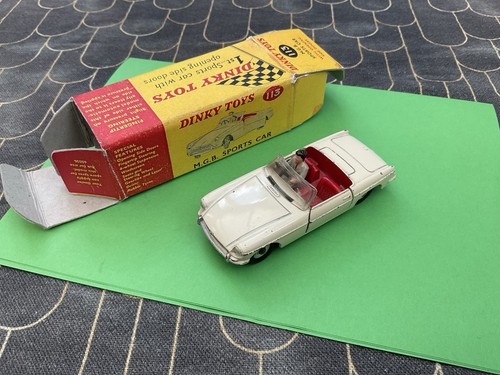 Dinky toys 113 mgb sports - toys, no.113..mgb..sports