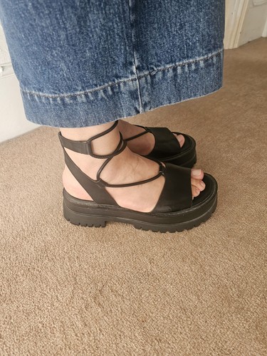 Black tie flatform sandals - tie,