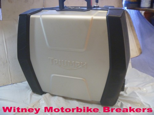 Triumph tiger right pannier - right,