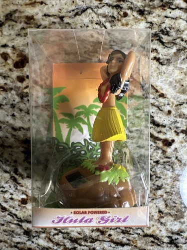 Hawaiian hula girl dashboard - hula,