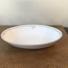 Vintage 1982, Royal Doulton ‘CARNATION’ Pattern, Oval Vegetables Serving Bowl
