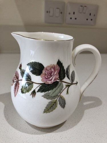 Wedgwood bone china hathaway - bone,