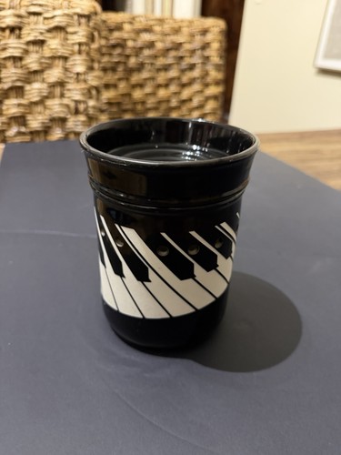 Scentsy piano wax warmer baby - scentsy,