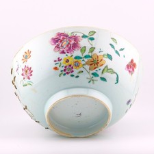 Chinese Porcelain Bowl Famille