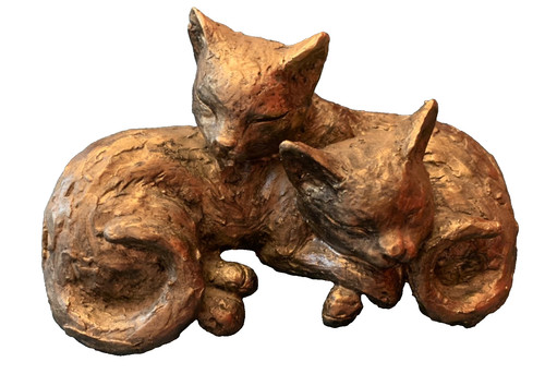 Bronze effect cuddling