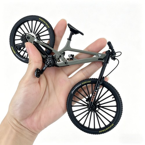 Mini mountain bike model - 1:10,