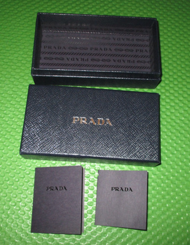 Prada empty gift box - empty,