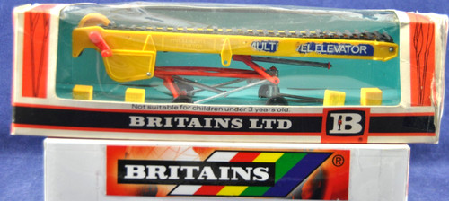 1970 britains 9564 - 1:32, farm