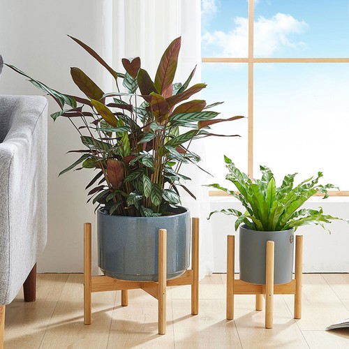 Adjustable bamboo plant shelf - adjustable,