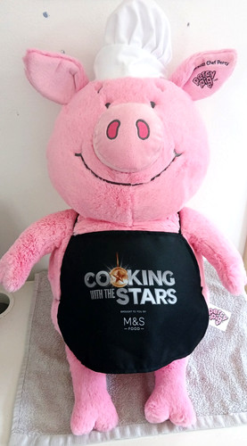 Larger percy pig cooking - m&s,