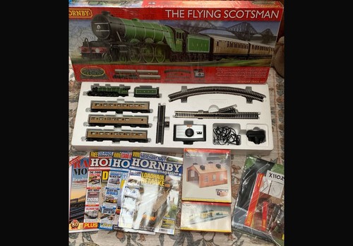 Hornby gauge train - hornby, oo