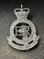 Royal Military Academy Sandhurst Stay Bright British Army Cap Badge