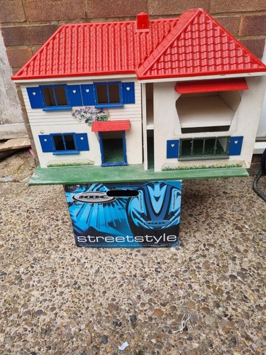 Triang vintage doll house - triang,