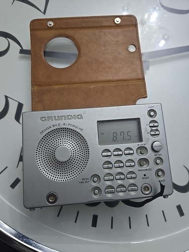 Grundig world band - grundig,