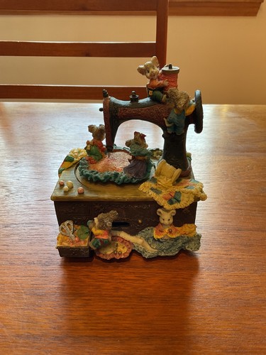 Musical mice sewing machine - mice,