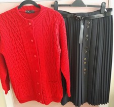 Ladies Black Pleated Skirt And