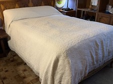 Vintage White Chenille Hobnail