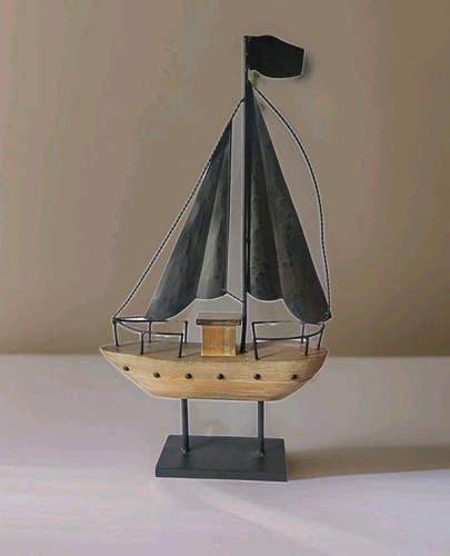 Large rustic wooden sailing - large,